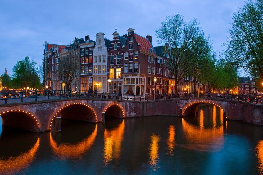 nowe nieruchomości w Amsterdamie